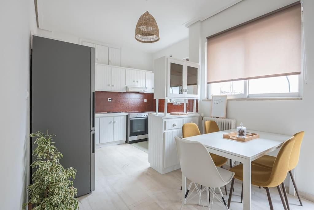 Open -View Apartment, Ygeia Hospital Афіни Екстер'єр фото