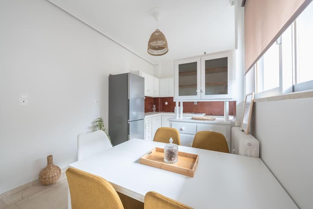 Open -View Apartment, Ygeia Hospital Афіни Екстер'єр фото